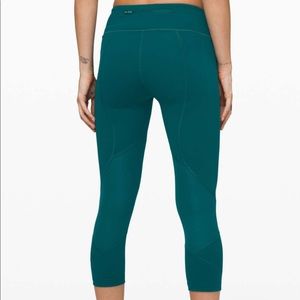 NWT Lululemon Pace Rival Crop Full on Luxtreme 4